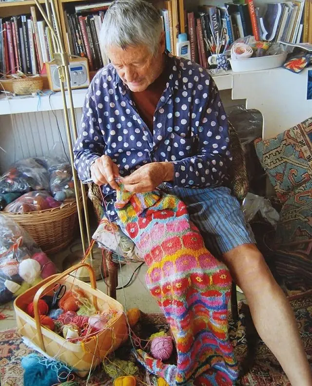 Home - Kaffe Fassett Studio